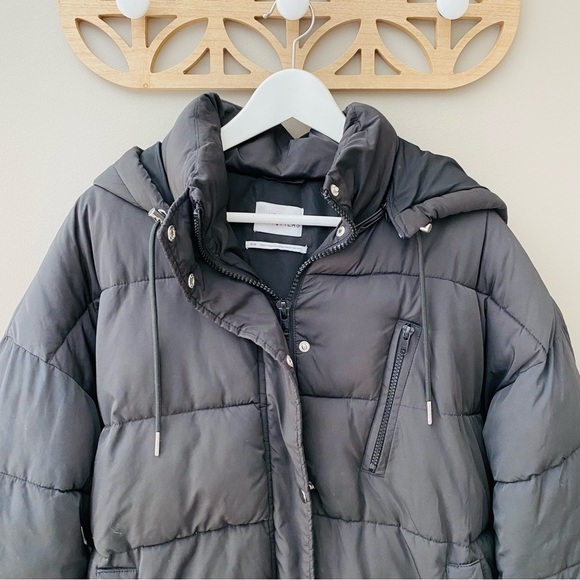 Urban Outfitters Zip Up Puffer Jacket Black Sz Medium - Picture 2 of 11